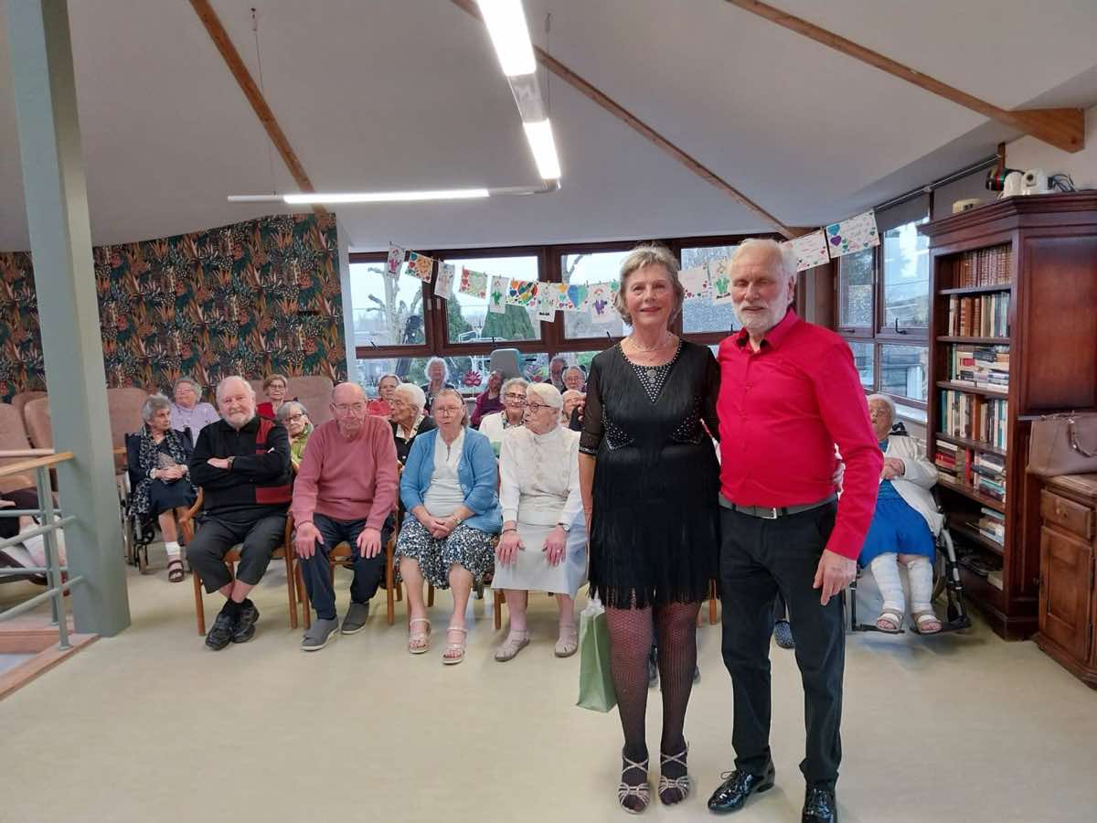 Danses et jeux de société