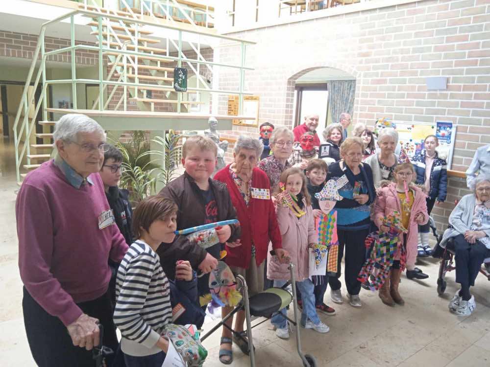 Rencontre intergénérationnelle avec l'école Saint-Henri du Bizet