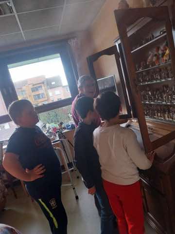 Rencontre intergénérationnelle avec l'école Saint-Henri du Bizet, photo 3 sur 49