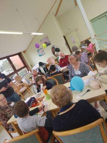 Rencontre intergénérationnelle avec l'école Saint-Henri du Bizet, photo 8 sur 49