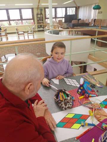 Rencontre intergénérationnelle avec l'école Saint-Henri du Bizet, photo 16 sur 49