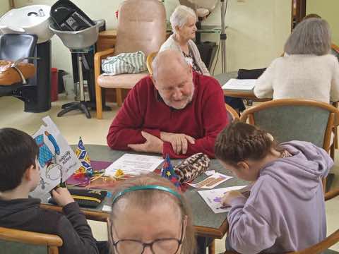 Rencontre intergénérationnelle avec l'école Saint-Henri du Bizet, photo 42 sur 49
